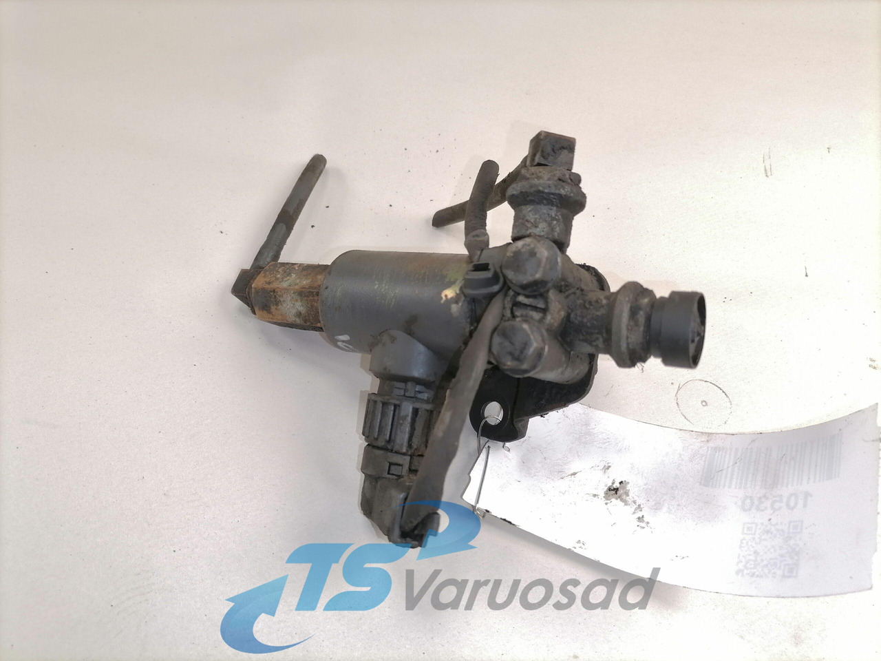 Mercedes-Benz Solenoid valve 0059976736 - Válvula de freno para Camión: foto 2 Mercedes-Benz Solenoid valve 0059976736 - Válvula de freno para Camión: foto 2