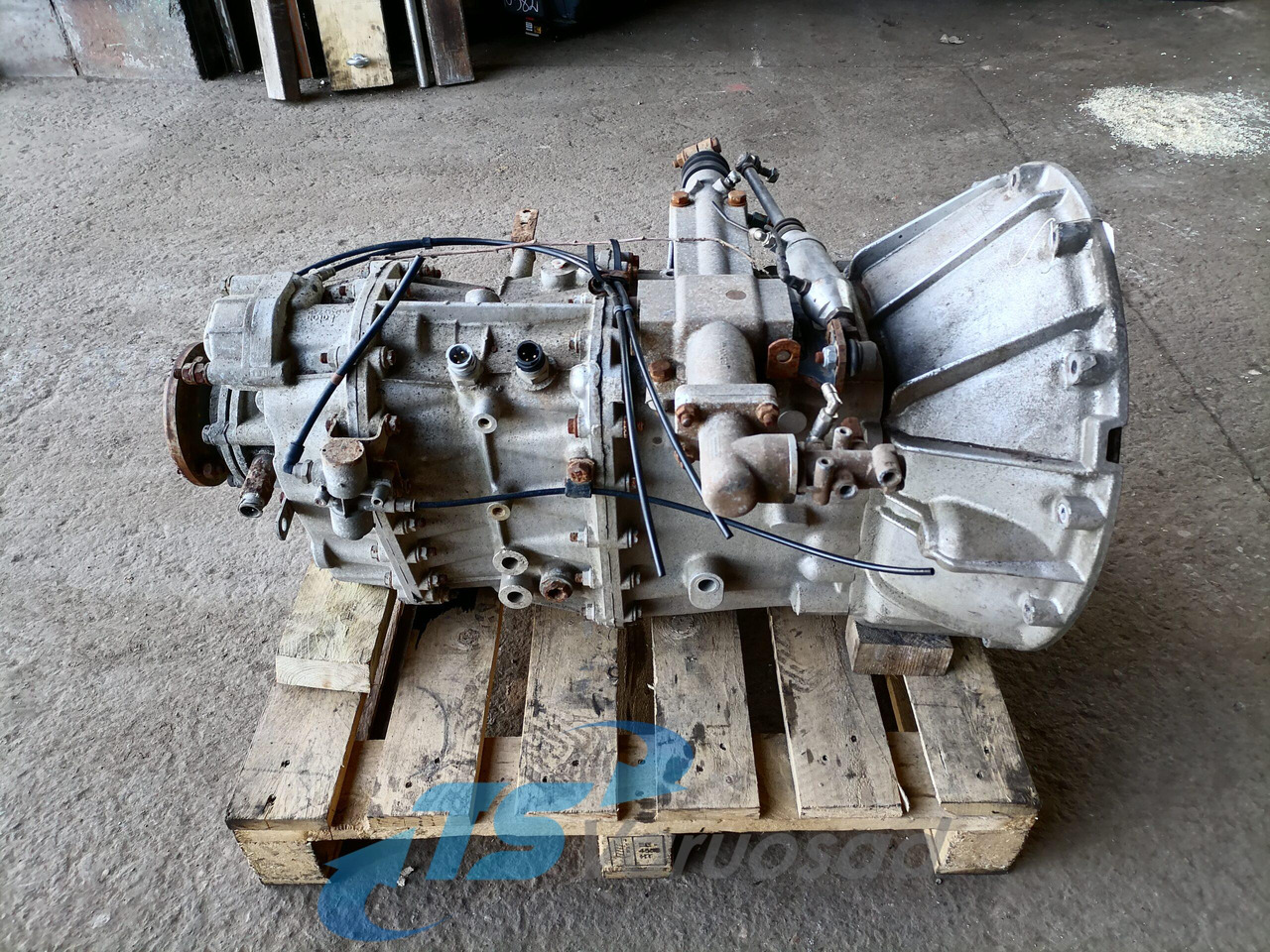 Caja de cambios y piezas para Camión Renault Käigukast Y06365: foto 7 Caja de cambios y piezas para Camión Renault Käigukast Y06365: foto 7