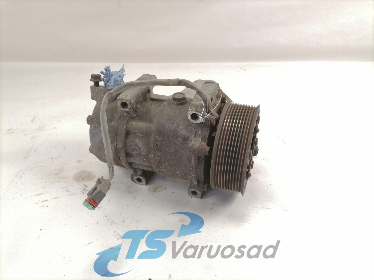 Scania A/C compressor 2564093 - Calefacción/ Ventilación para Camión: foto 1 Scania A/C compressor 2564093 - Calefacción/ Ventilación para Camión: foto 1