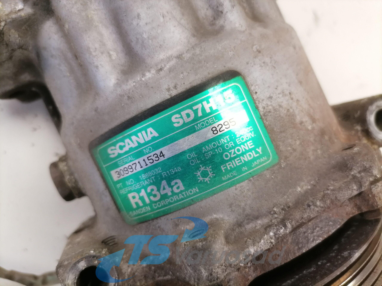 Scania A/C compressor 2564093 - Calefacción/ Ventilación para Camión: foto 4 Scania A/C compressor 2564093 - Calefacción/ Ventilación para Camión: foto 4