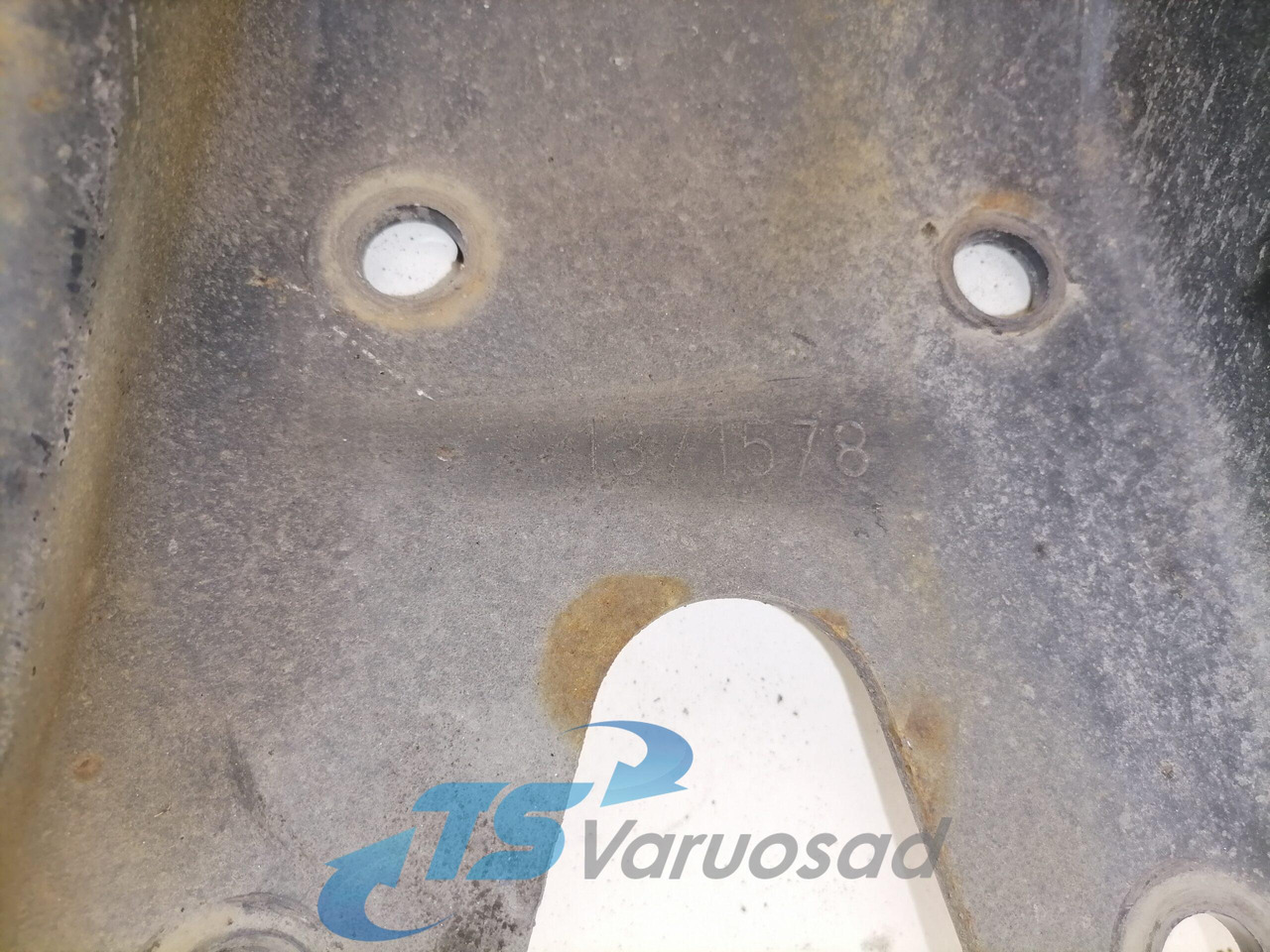 Scania Ahock absorber mounting 1371578 - Suspensión para Camión: foto 2 Scania Ahock absorber mounting 1371578 - Suspensión para Camión: foto 2