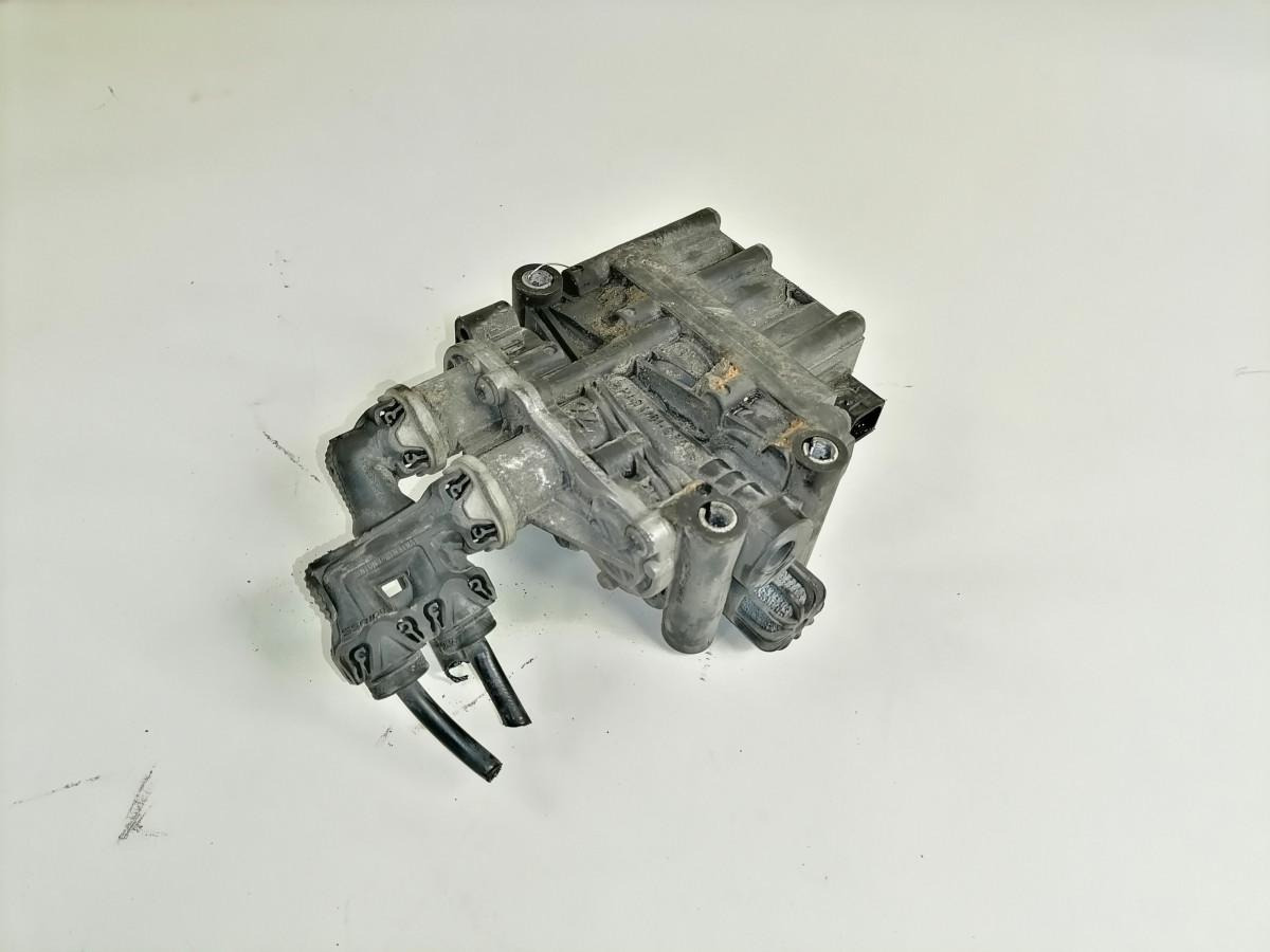 Scania Air suspension control valve, ECAS 1889796 - Válvula de freno para Camión: foto 2 Scania Air suspension control valve, ECAS 1889796 - Válvula de freno para Camión: foto 2