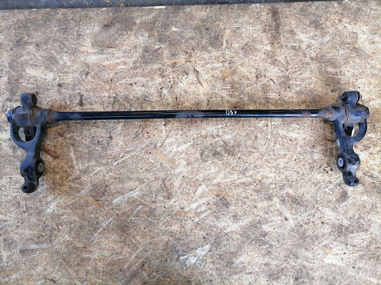 Scania Cab anti-roll bar 1885873 - Suspensión de cabina para Camión: foto 2 Scania Cab anti-roll bar 1885873 - Suspensión de cabina para Camión: foto 2