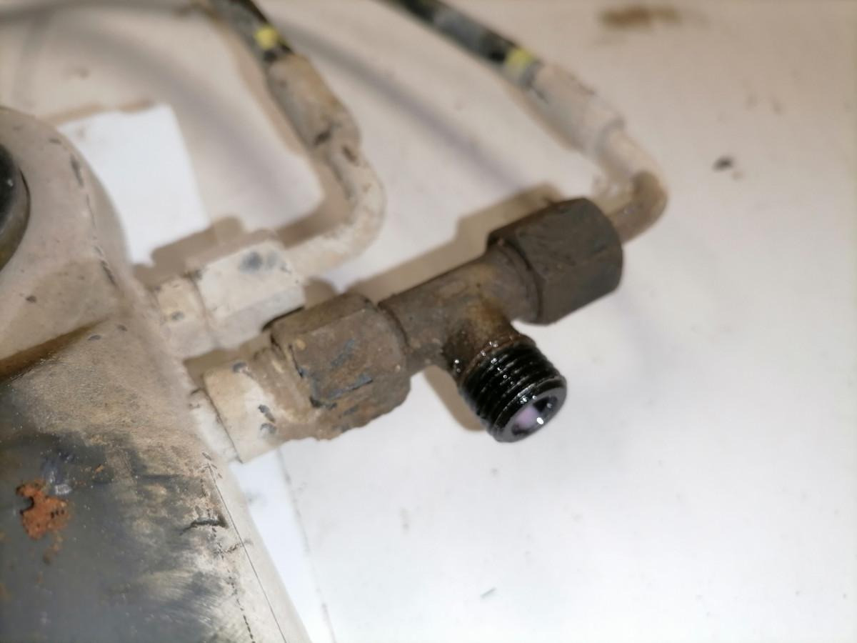 Scania Cab tilting cylinder 1848921 - Suspensión de cabina para Camión: foto 3 Scania Cab tilting cylinder 1848921 - Suspensión de cabina para Camión: foto 3