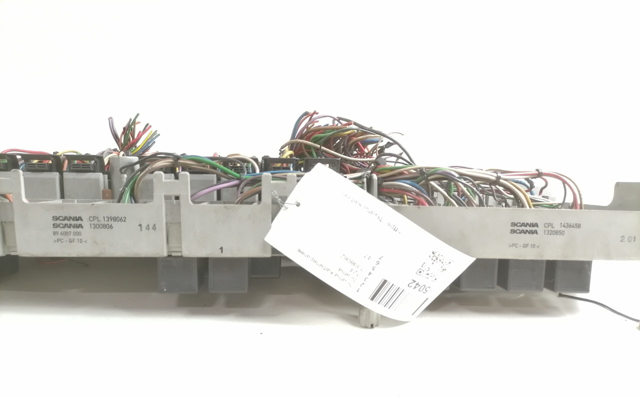Scania Central electric unit 1398062 - Fusible para Camión: foto 3 Scania Central electric unit 1398062 - Fusible para Camión: foto 3