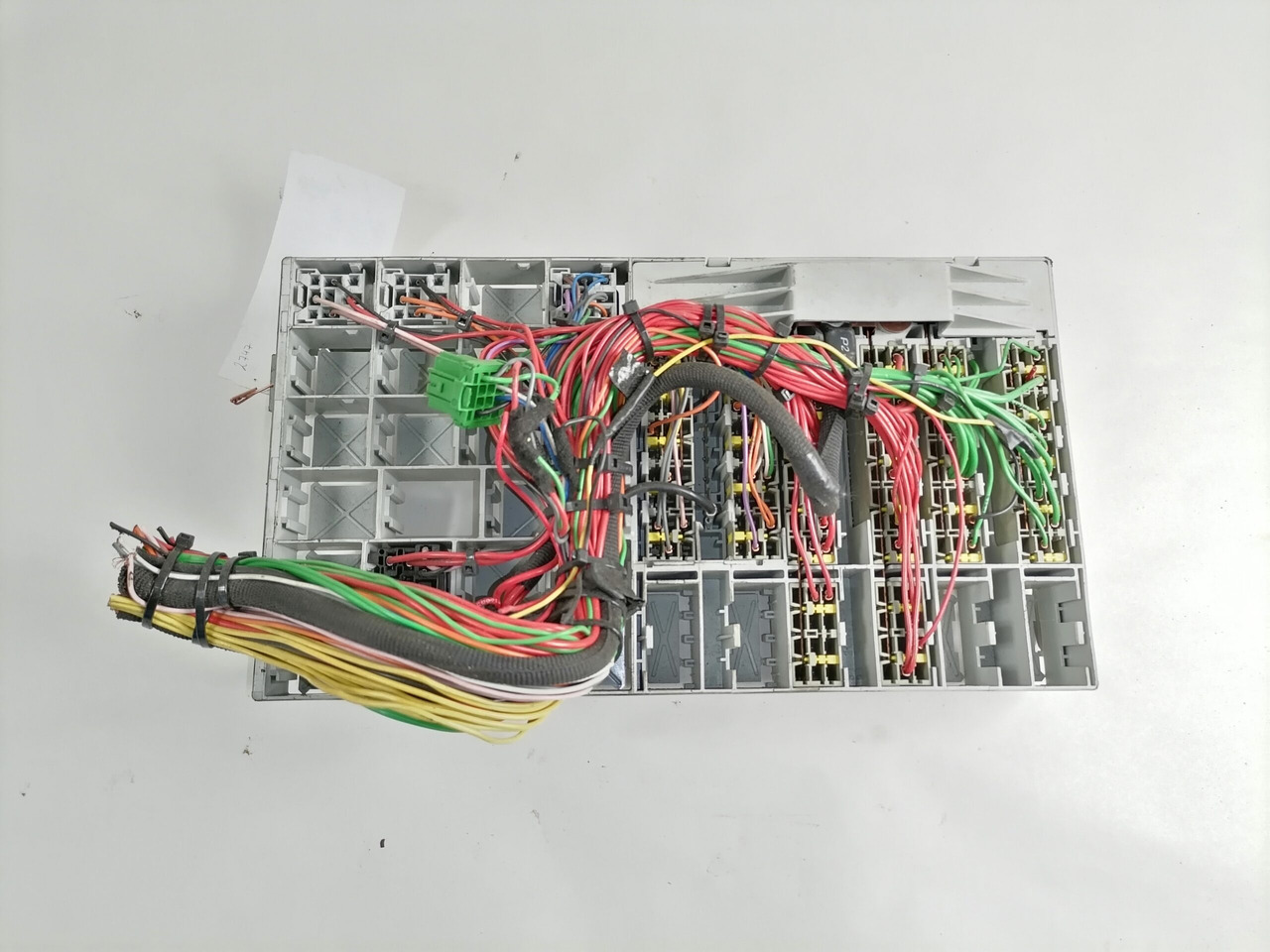 Scania Central electric unit 1911203 - Fusible para Camión: foto 4 Scania Central electric unit 1911203 - Fusible para Camión: foto 4
