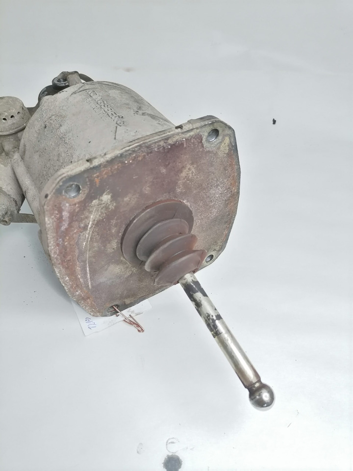Scania Clutch control 1523399 - Embrague y piezas para Camión: foto 3 Scania Clutch control 1523399 - Embrague y piezas para Camión: foto 3