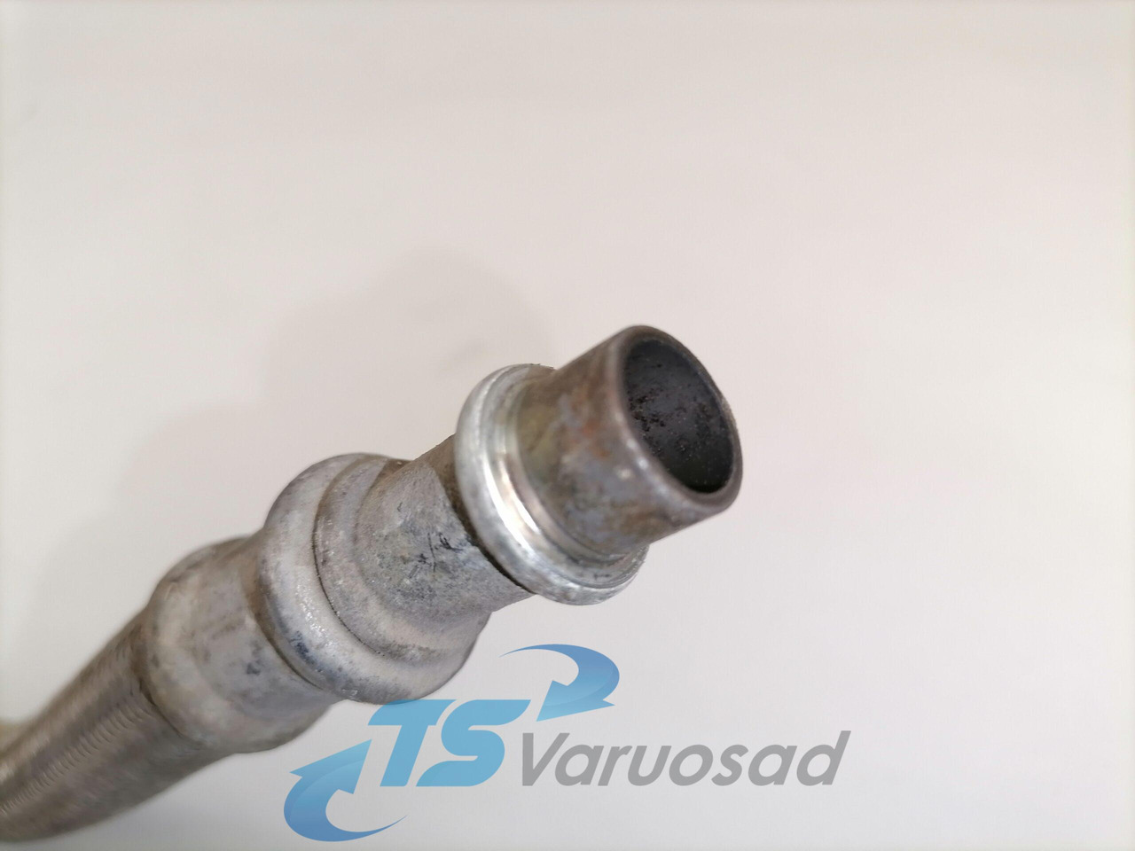 Scania Compressor air pipe 1801078 - Compresor para Camión: foto 3 Scania Compressor air pipe 1801078 - Compresor para Camión: foto 3