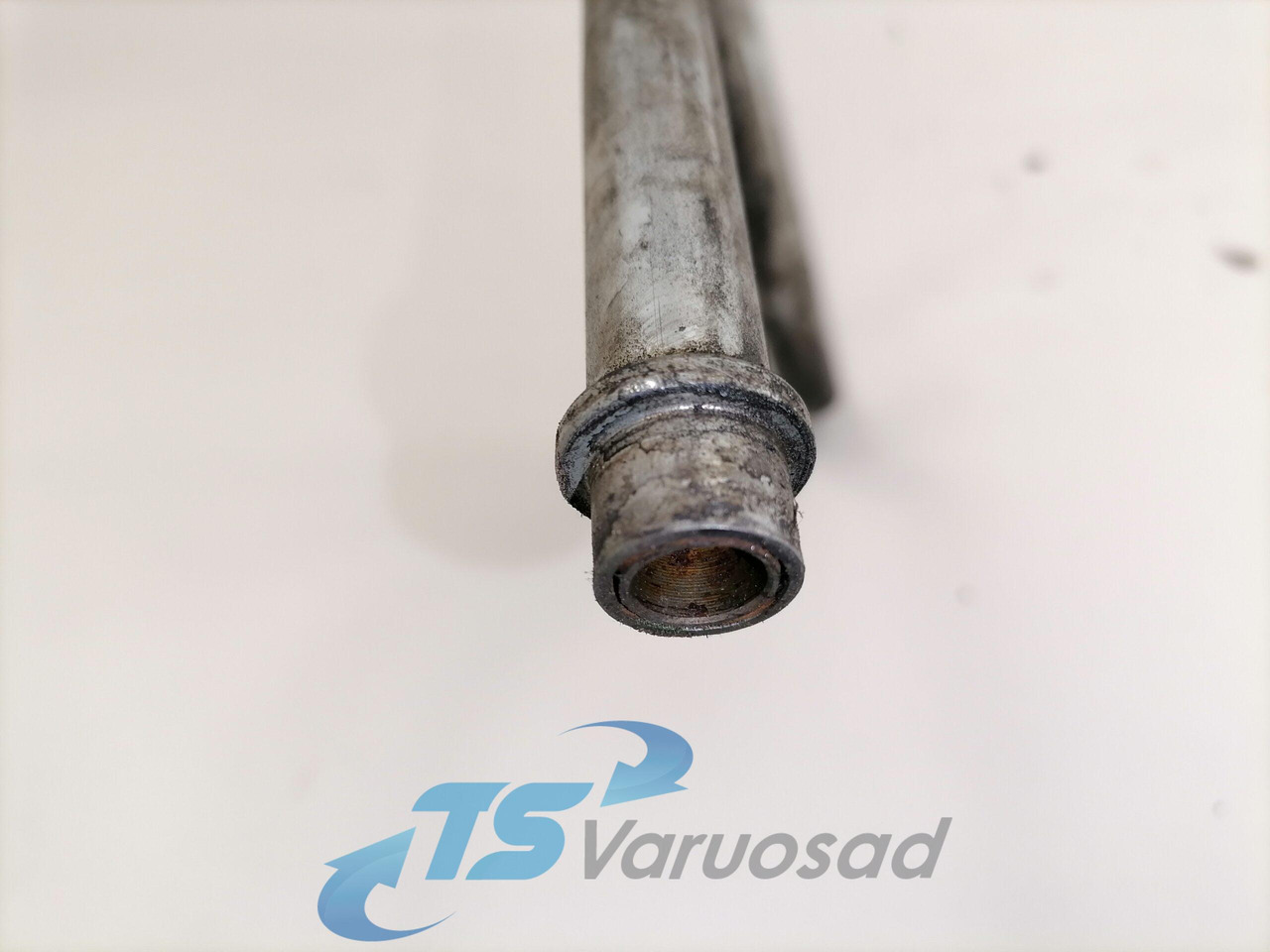 Scania Compressor air pipe 1863947 - Compresor para Camión: foto 2 Scania Compressor air pipe 1863947 - Compresor para Camión: foto 2