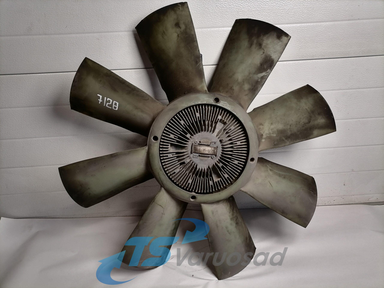 Scania Cooling fan 1392261 - Ventilador para Camión: foto 1 Scania Cooling fan 1392261 - Ventilador para Camión: foto 1
