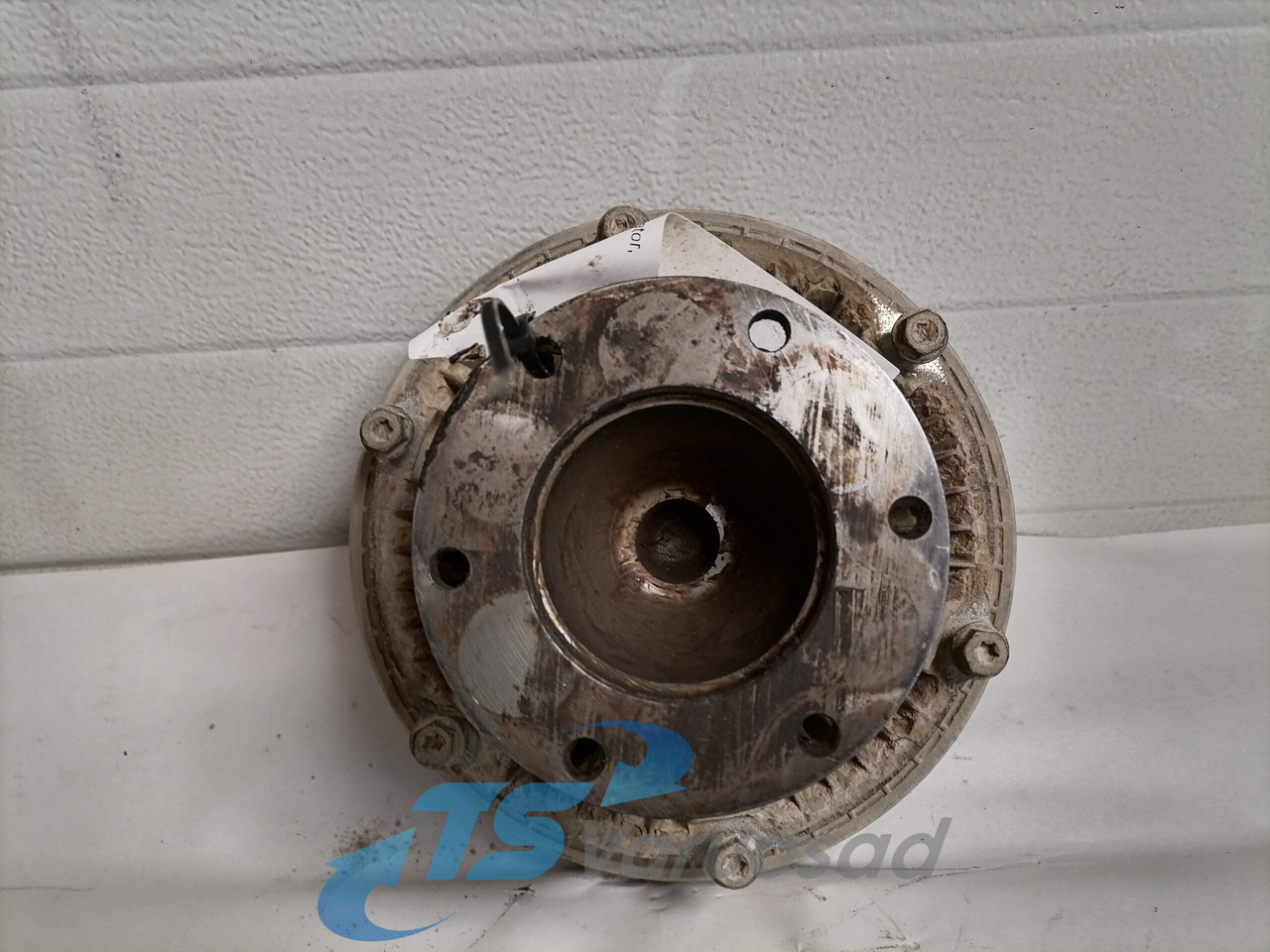 Scania Cooling fan 1402869 - Ventilador para Camión: foto 2 Scania Cooling fan 1402869 - Ventilador para Camión: foto 2