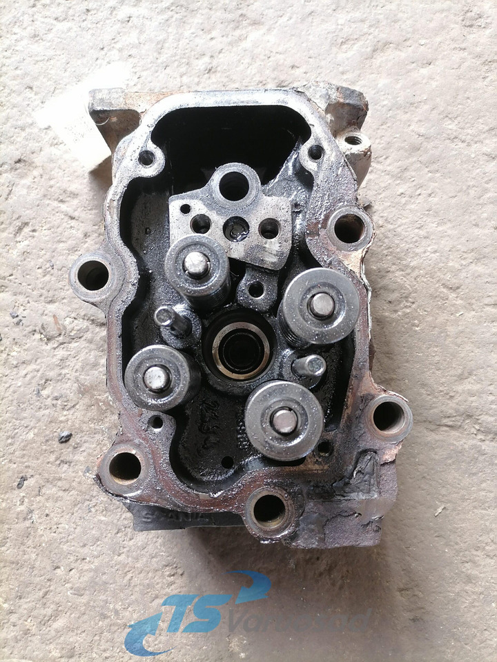 Scania Cylinder head 1522193 - Cabezal de bloque para Camión: foto 2 Scania Cylinder head 1522193 - Cabezal de bloque para Camión: foto 2