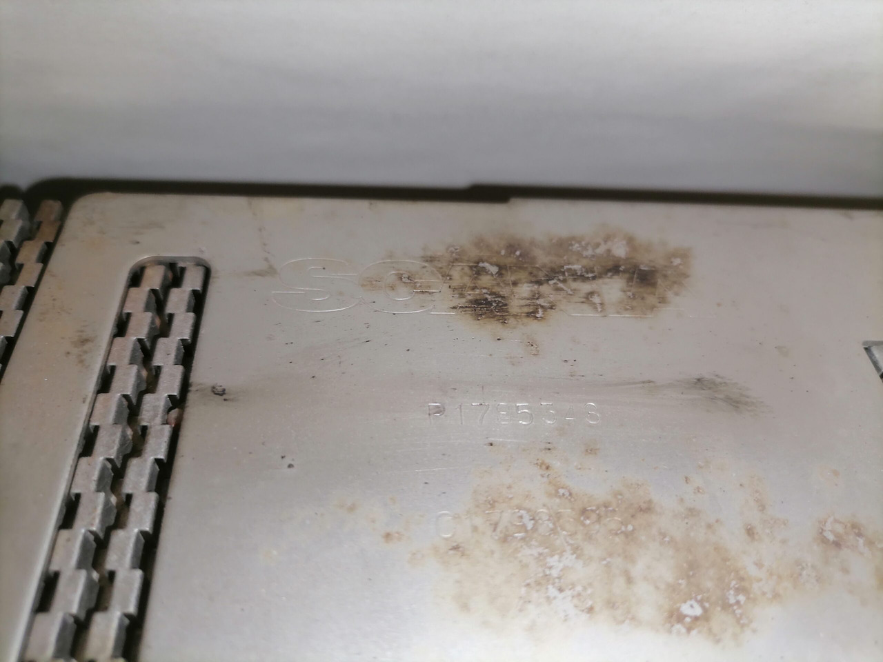 Scania EGR radiator 1785348 - Enfriador EGR para Camión: foto 5 Scania EGR radiator 1785348 - Enfriador EGR para Camión: foto 5