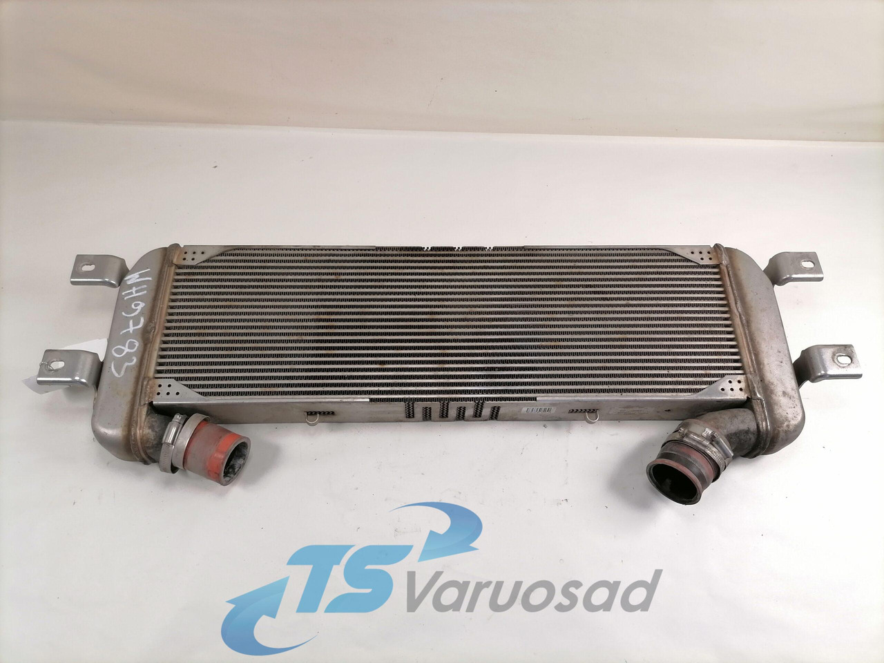Scania EGR radiator 1785348 - Enfriador EGR para Camión: foto 3 Scania EGR radiator 1785348 - Enfriador EGR para Camión: foto 3