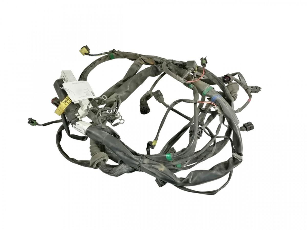 Scania Esitulede juhtmestik 2096393 - Pieza universal para Camión: foto 1 Scania Esitulede juhtmestik 2096393 - Pieza universal para Camión: foto 1