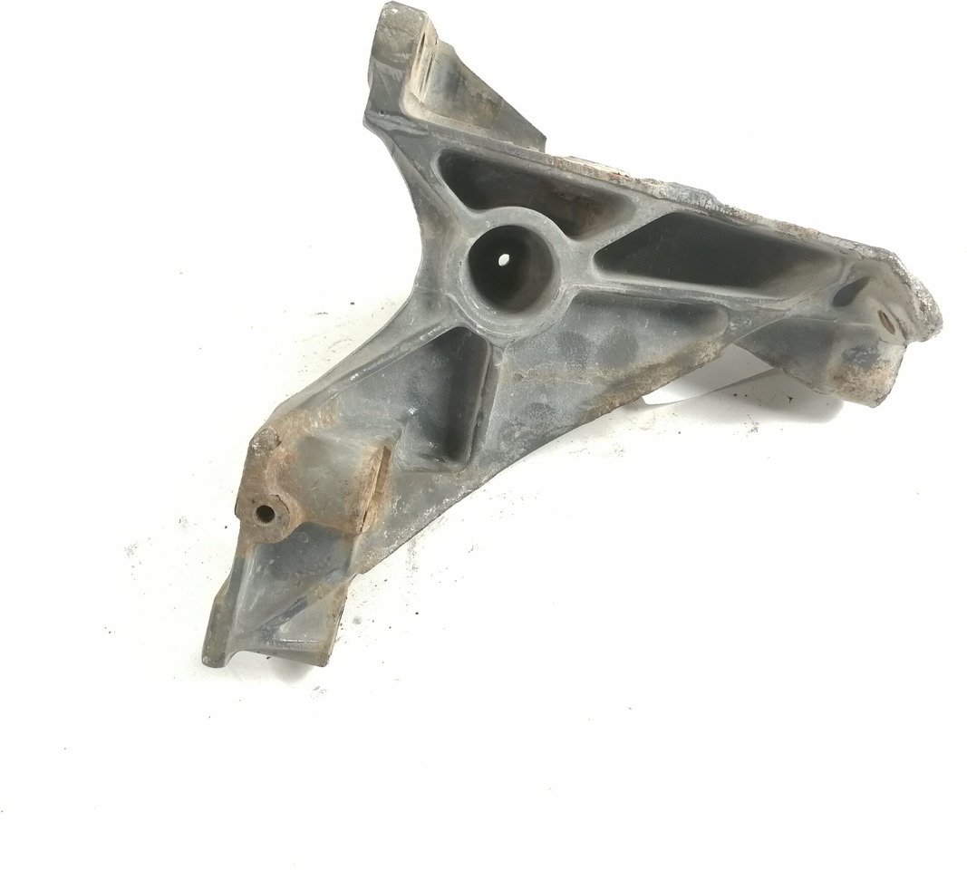 Scania Front bumper carrier 1404477 - Parachoques para Camión: foto 3 Scania Front bumper carrier 1404477 - Parachoques para Camión: foto 3