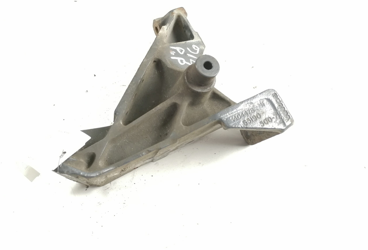 Scania Front bumper carrier 1404478 - Parachoques para Camión: foto 2 Scania Front bumper carrier 1404478 - Parachoques para Camión: foto 2