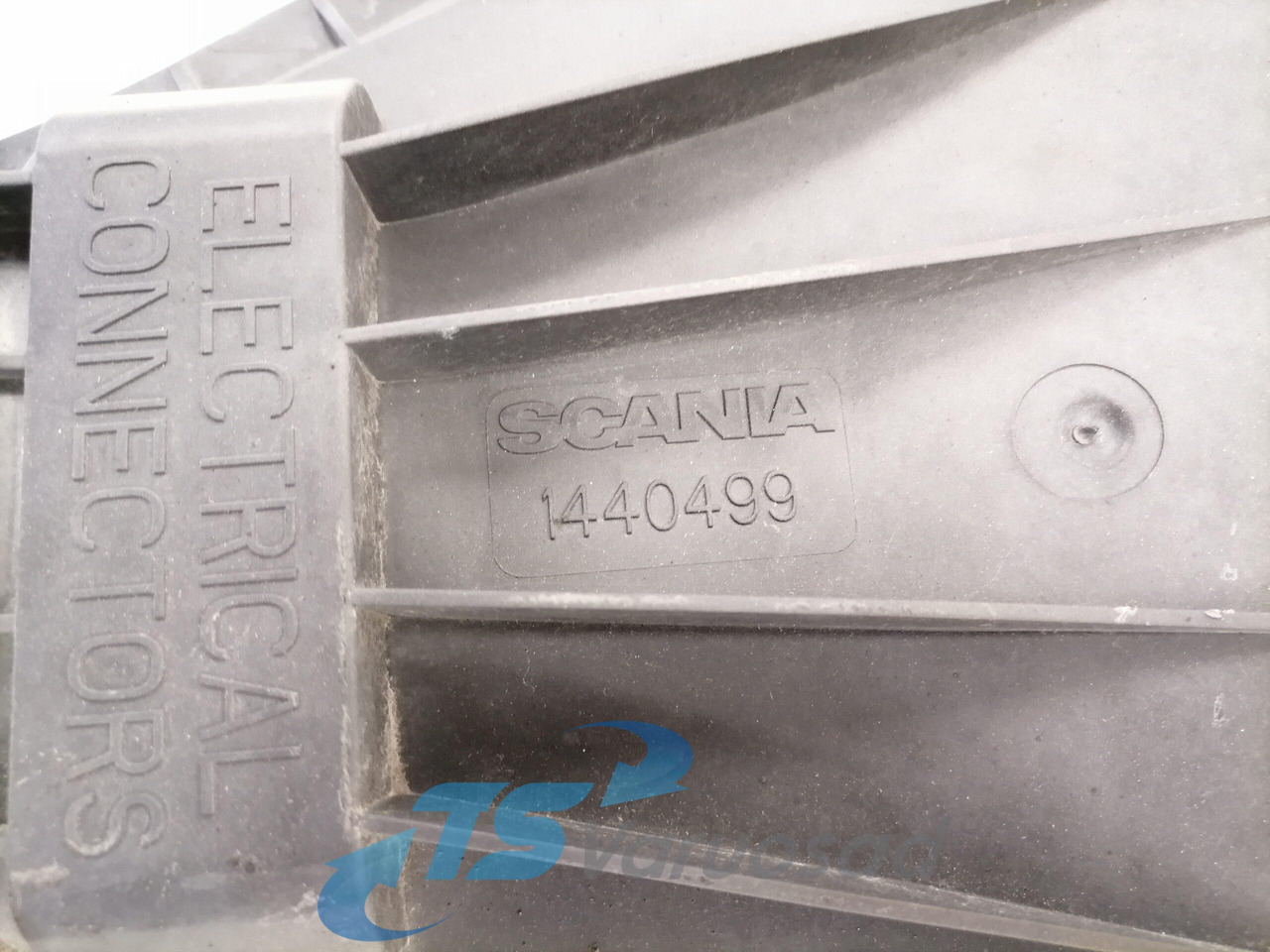 Scania Kabiini juhtmestiku harukarp 1440499 - Fusible para Camión: foto 3 Scania Kabiini juhtmestiku harukarp 1440499 - Fusible para Camión: foto 3