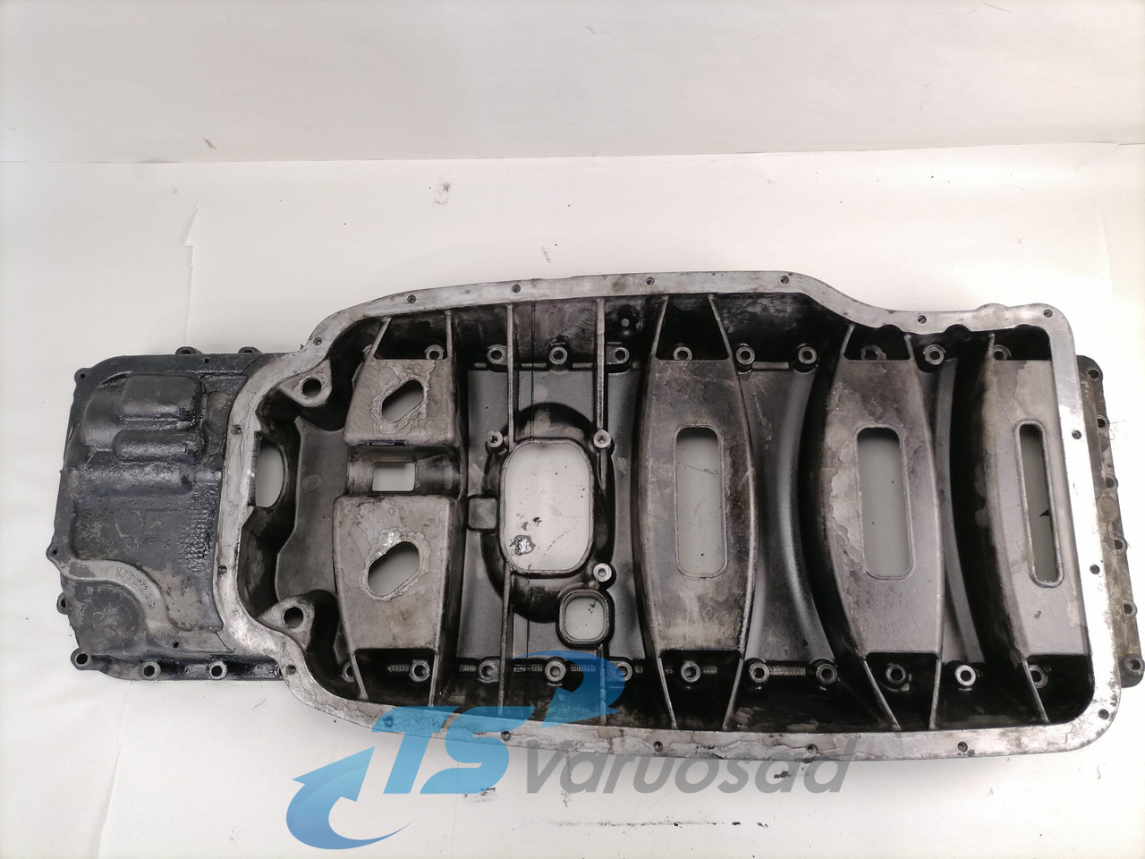 Scania Ladder frame 1762258 - Cárter de aceite para Camión: foto 4 Scania Ladder frame 1762258 - Cárter de aceite para Camión: foto 4