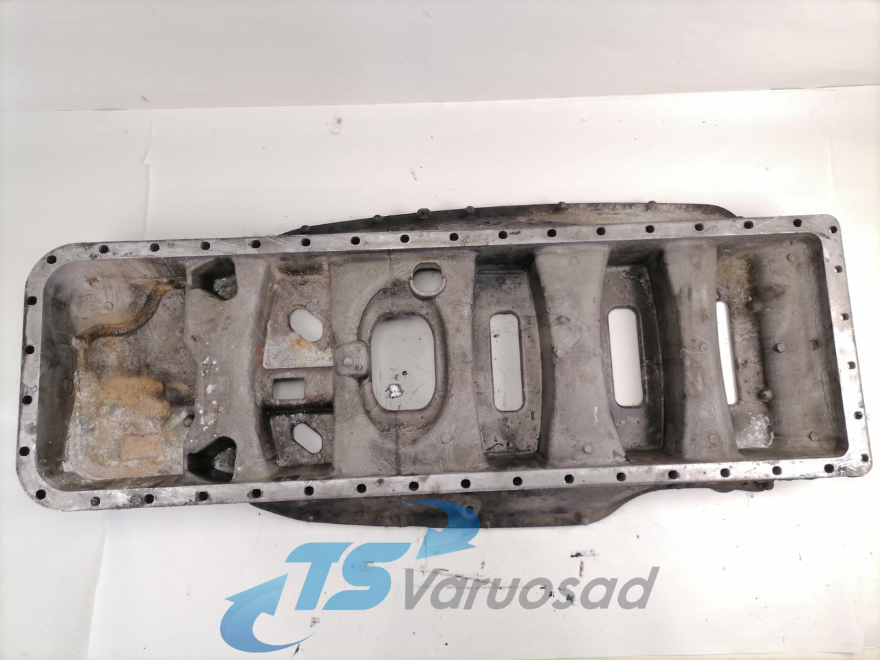 Scania Ladder frame 1762258 - Cárter de aceite para Camión: foto 5 Scania Ladder frame 1762258 - Cárter de aceite para Camión: foto 5