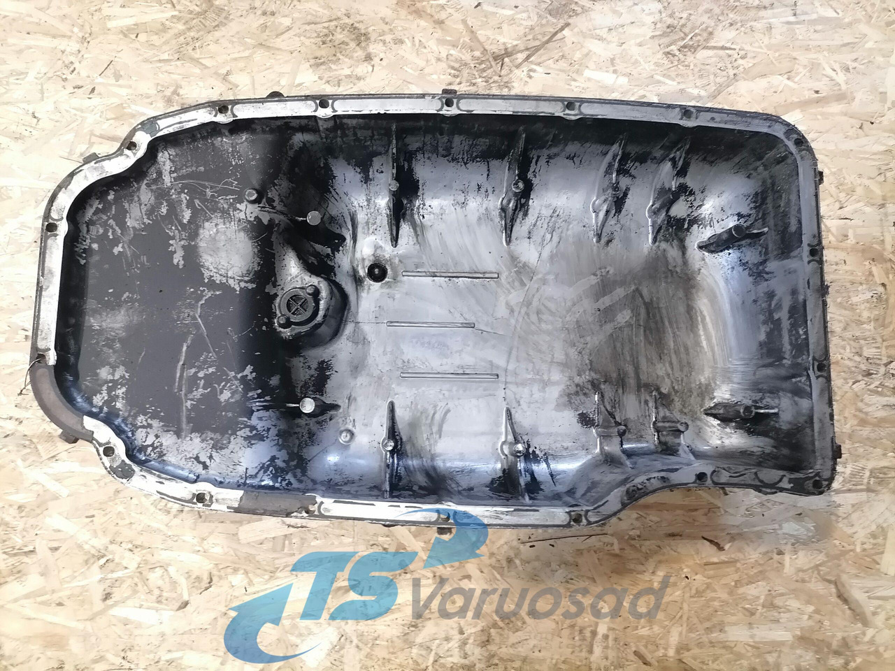Scania Oil sump 2023780 - Cárter de aceite para Camión: foto 3 Scania Oil sump 2023780 - Cárter de aceite para Camión: foto 3