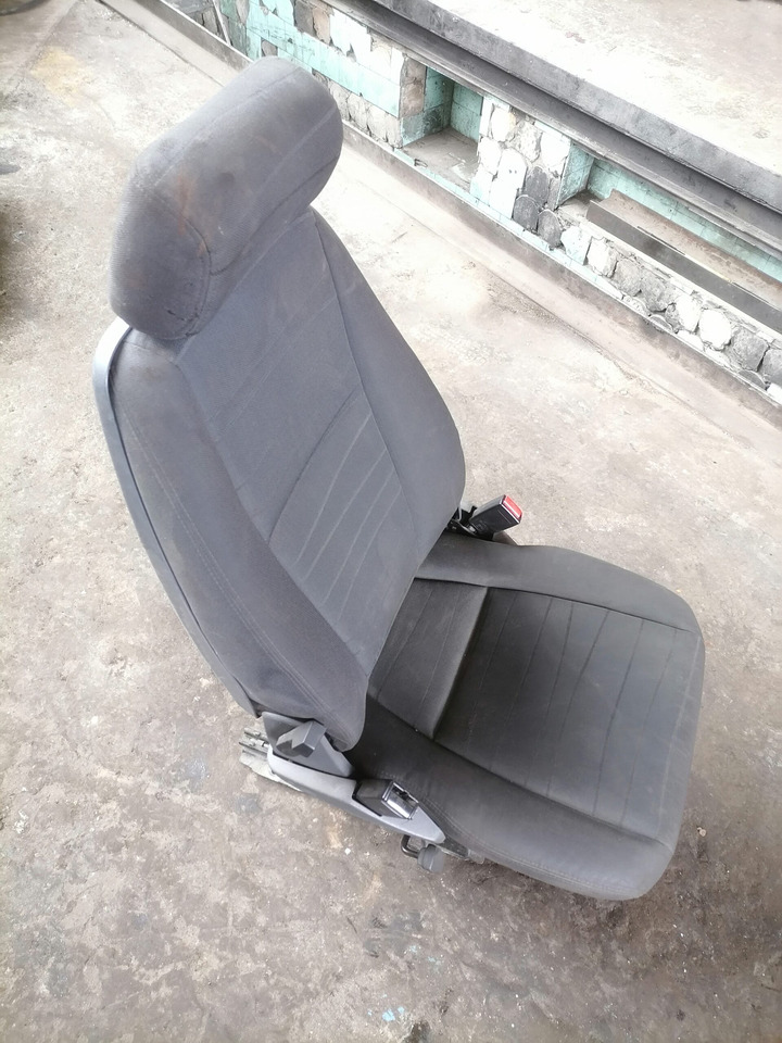 Scania Passenger seat 2401822 - Asiento para Camión: foto 2 Scania Passenger seat 2401822 - Asiento para Camión: foto 2