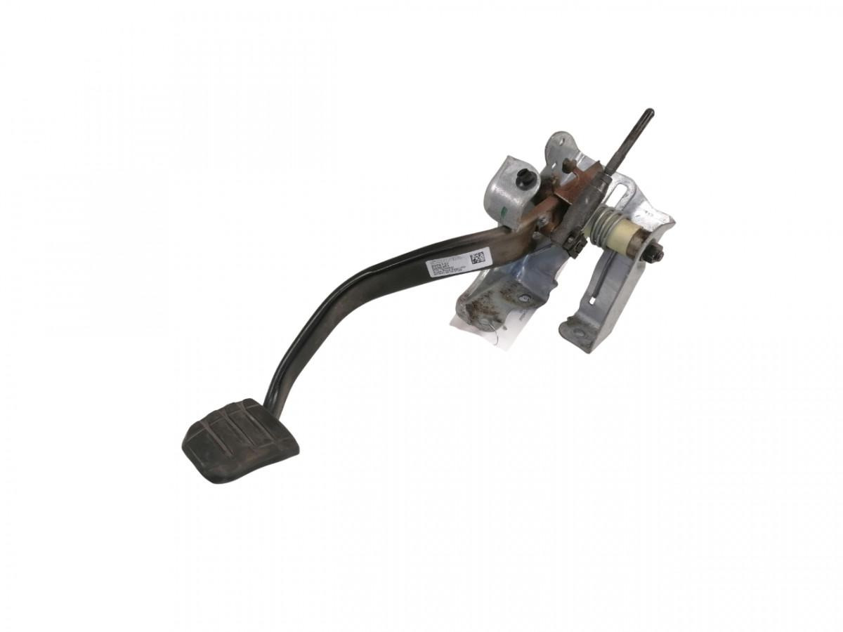 Scania Piduripedaal 2055137 - Sistema de combustible para Camión: foto 1 Scania Piduripedaal 2055137 - Sistema de combustible para Camión: foto 1