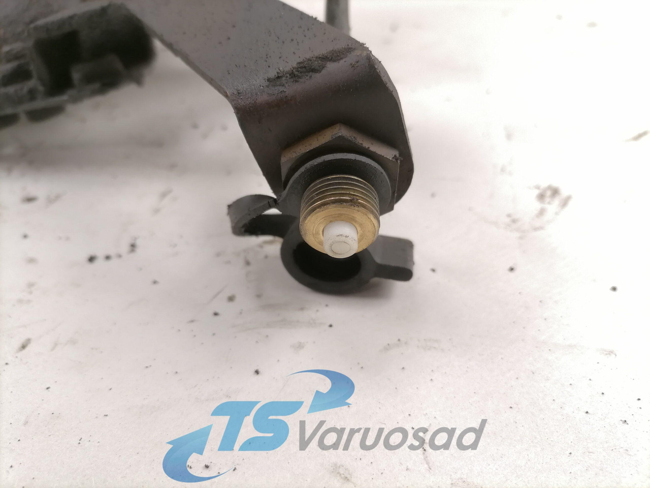 Scania Roolisüsteemi õlimahuti kandur 1446713 - Manguera de dirección para Camión: foto 2 Scania Roolisüsteemi õlimahuti kandur 1446713 - Manguera de dirección para Camión: foto 2