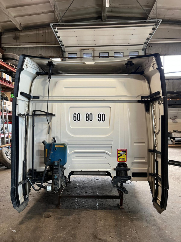 Scania Scania kabiin CR20N CR20N - Cabina e interior para Camión: foto 3 Scania Scania kabiin CR20N CR20N - Cabina e interior para Camión: foto 3