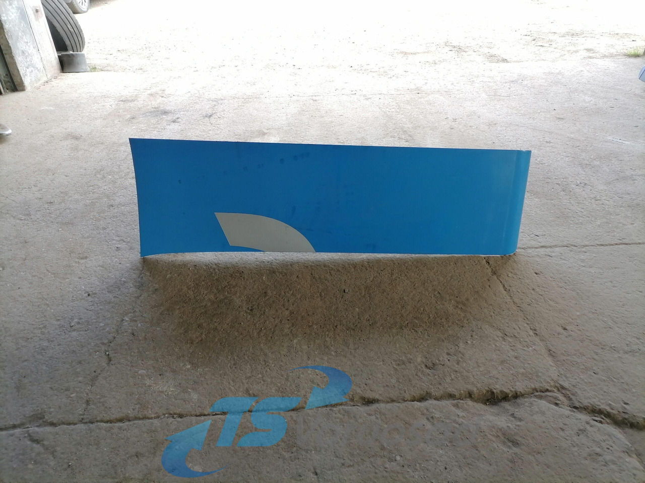 Scania Scania kabiini tuulesuunaja, vasak külg 1348521 - Aerodinámica/ Spoiler para Camión: foto 1 Scania Scania kabiini tuulesuunaja, vasak külg 1348521 - Aerodinámica/ Spoiler para Camión: foto 1