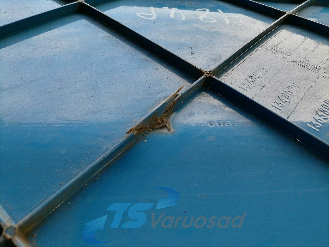 Scania Scania kabiini tuulesuunaja, vasak külg 1348521 - Aerodinámica/ Spoiler para Camión: foto 4 Scania Scania kabiini tuulesuunaja, vasak külg 1348521 - Aerodinámica/ Spoiler para Camión: foto 4