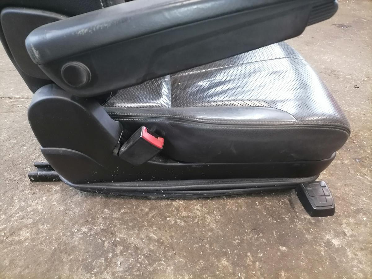 Scania Seat 2601037 - Asiento para Camión: foto 4 Scania Seat 2601037 - Asiento para Camión: foto 4