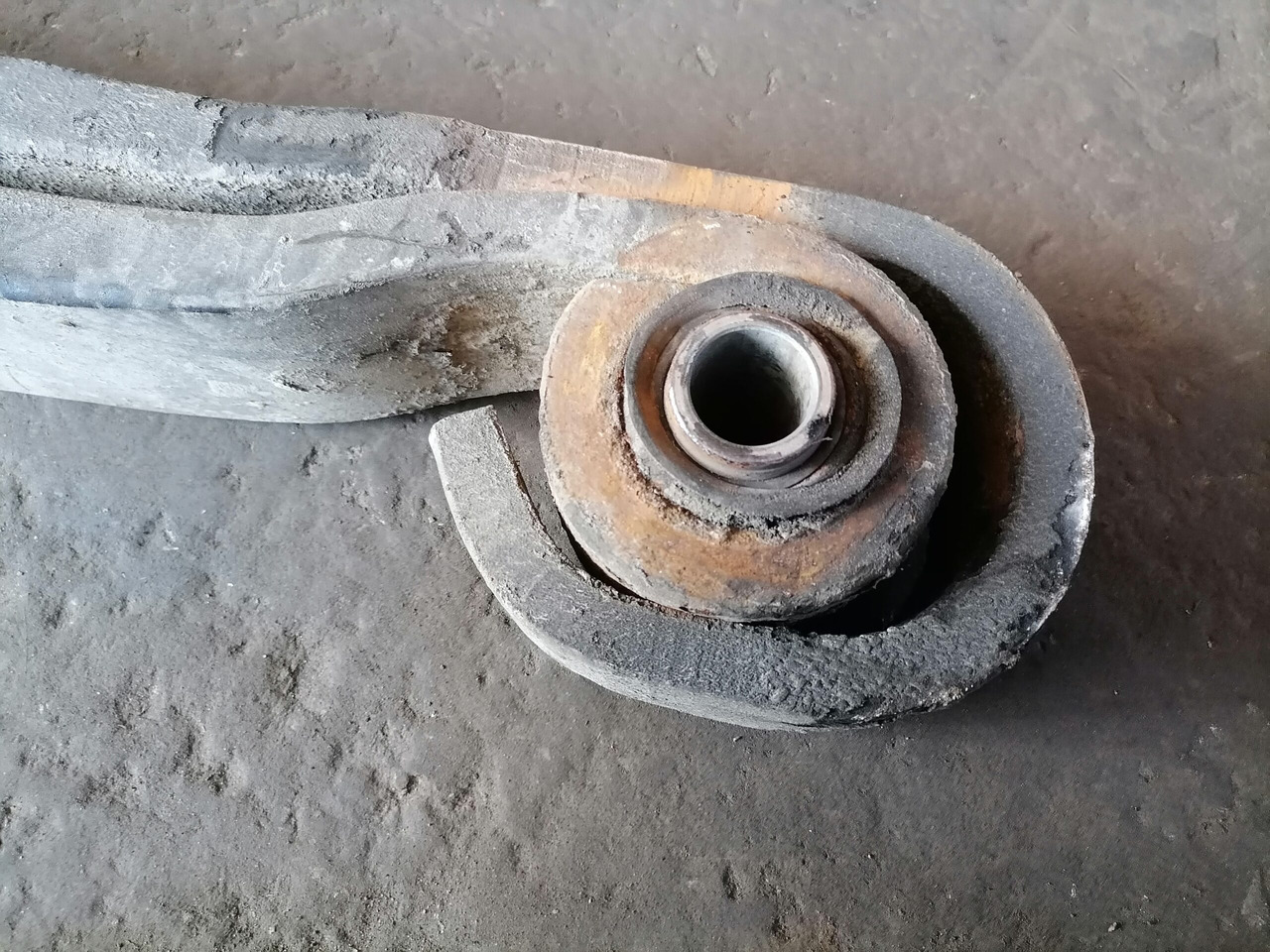 Scania Spring 1769878 - Suspensión de ballestas para Camión: foto 3 Scania Spring 1769878 - Suspensión de ballestas para Camión: foto 3