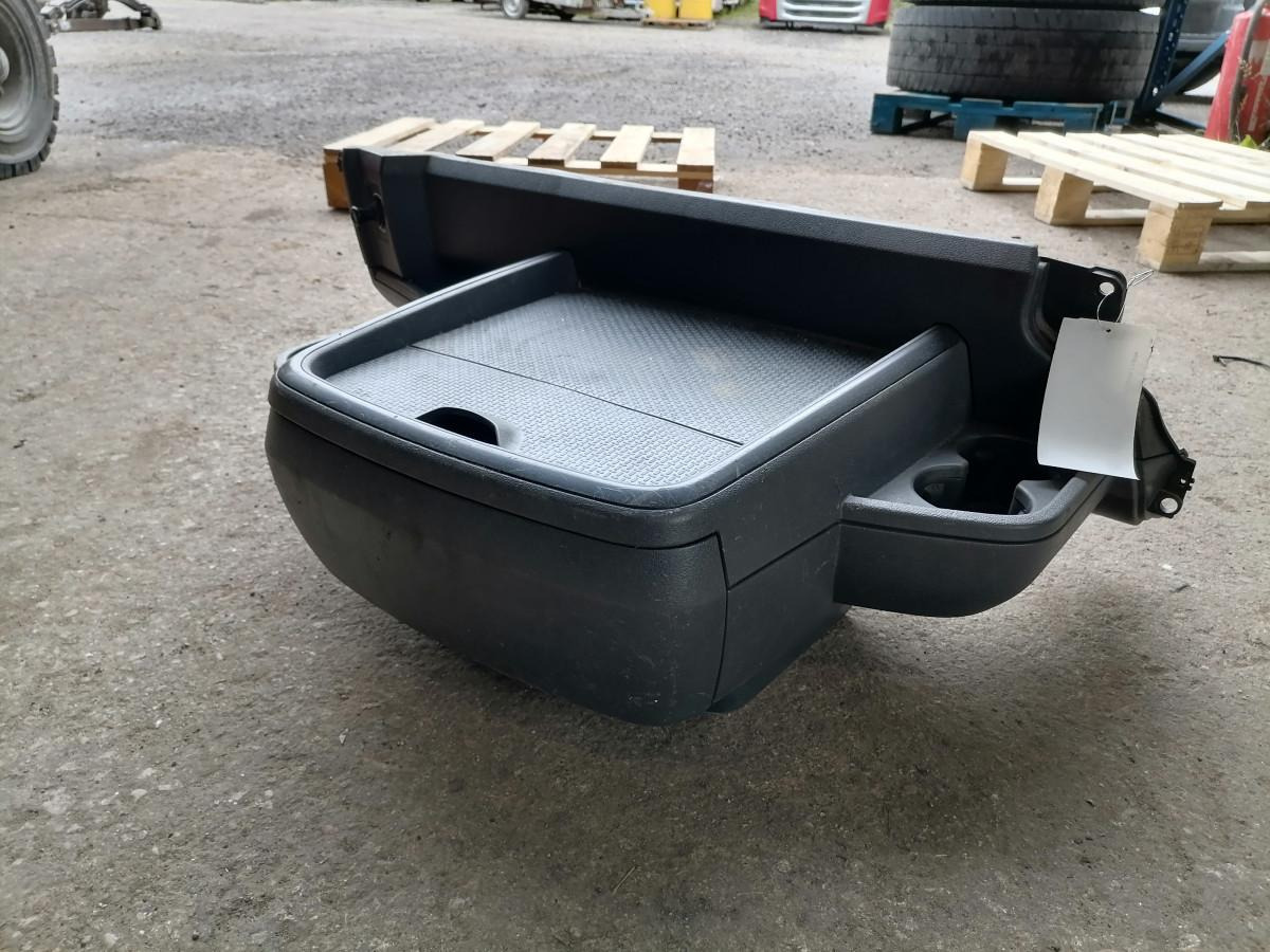 Scania Tool box 1942220 - Pieza universal para Camión: foto 2 Scania Tool box 1942220 - Pieza universal para Camión: foto 2