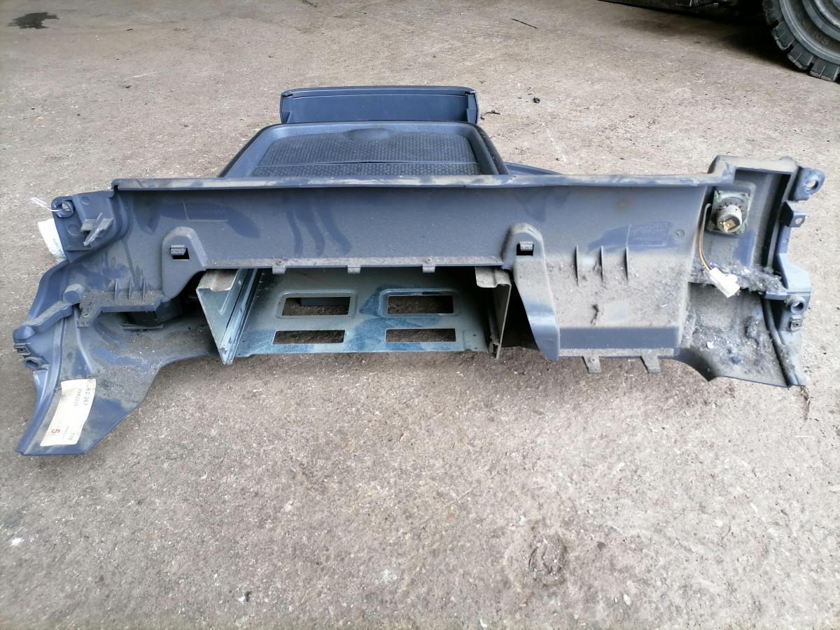 Scania Tool box 1942220 - Pieza universal para Camión: foto 5 Scania Tool box 1942220 - Pieza universal para Camión: foto 5