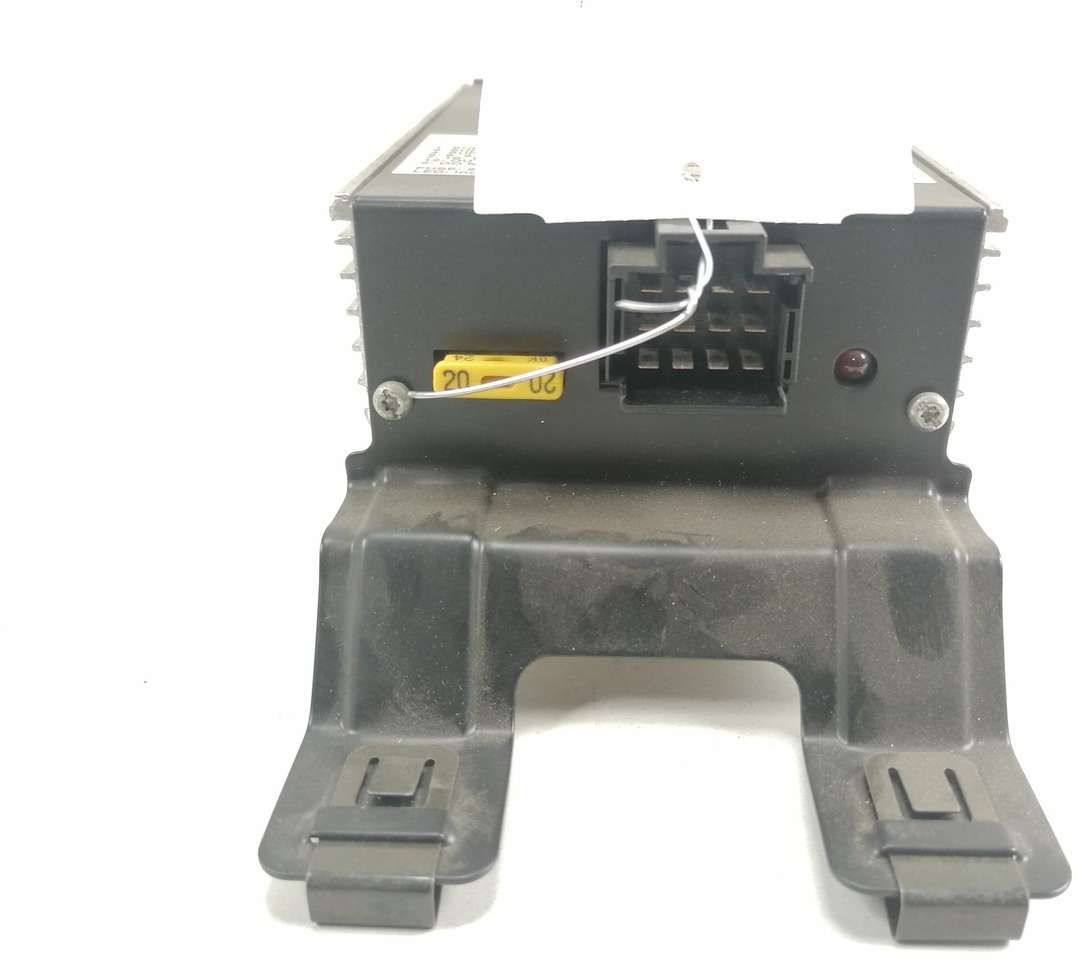 Scania Voltage converter 1449522 - Sistema eléctrico para Camión: foto 2 Scania Voltage converter 1449522 - Sistema eléctrico para Camión: foto 2