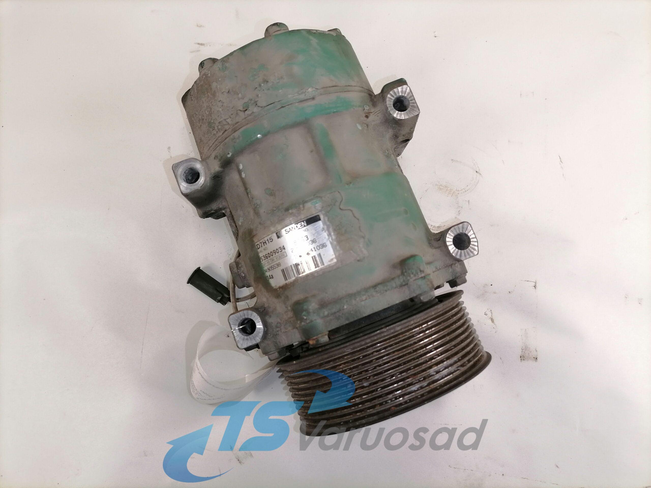 Volvo A/C compressor 7420941036 - Calefacción/ Ventilación para Camión: foto 5 Volvo A/C compressor 7420941036 - Calefacción/ Ventilación para Camión: foto 5