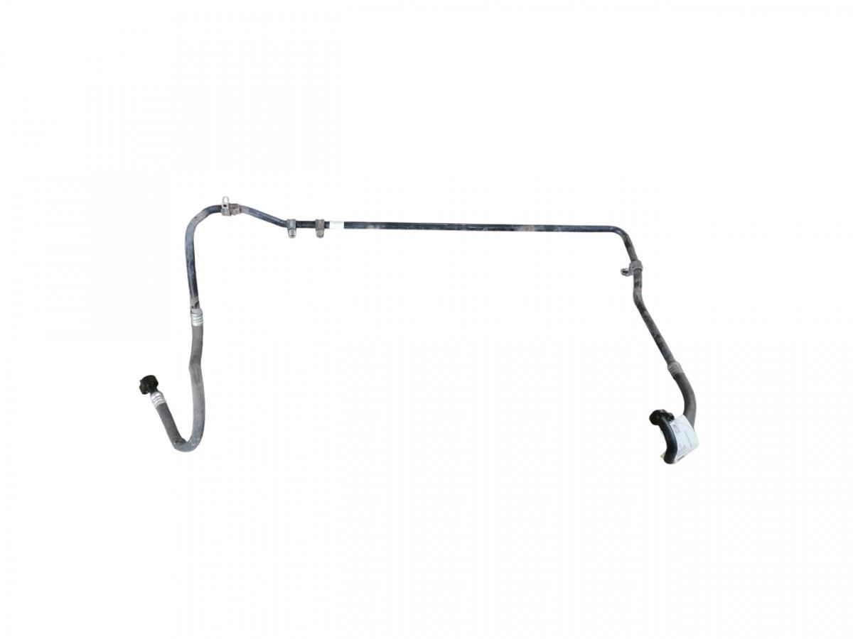 Volvo A/C pipe 82401758 - Calefacción/ Ventilación para Camión: foto 1 Volvo A/C pipe 82401758 - Calefacción/ Ventilación para Camión: foto 1