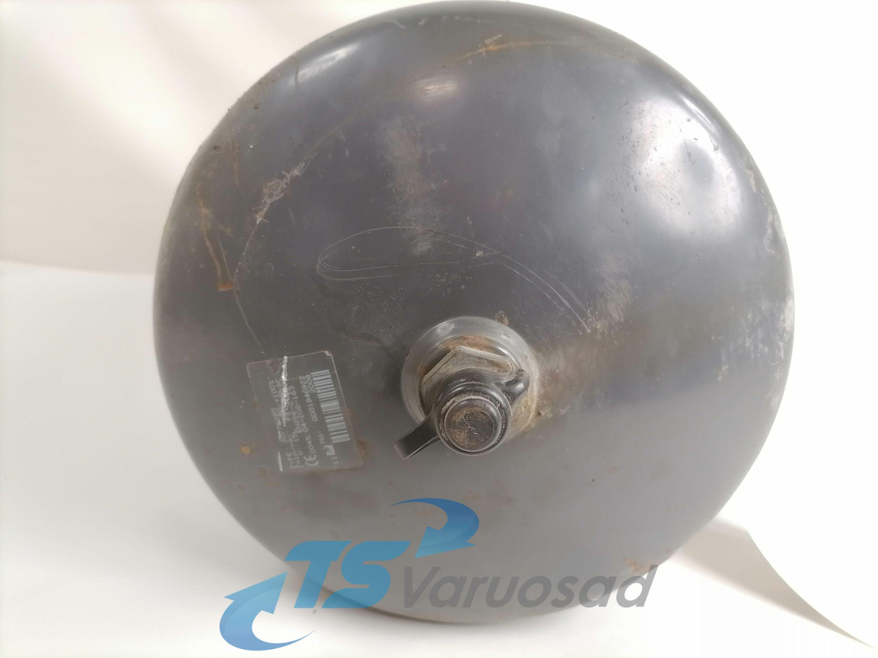 Volvo Air tank 20772295 - Pieza universal para Camión: foto 2 Volvo Air tank 20772295 - Pieza universal para Camión: foto 2