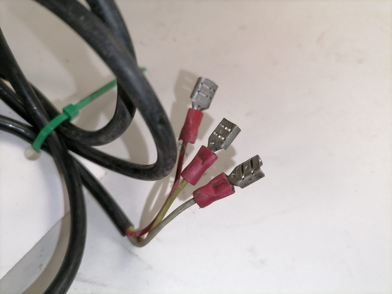 Volvo Cable, brake pad 20928533 - Piezas de freno para Camión: foto 3 Volvo Cable, brake pad 20928533 - Piezas de freno para Camión: foto 3