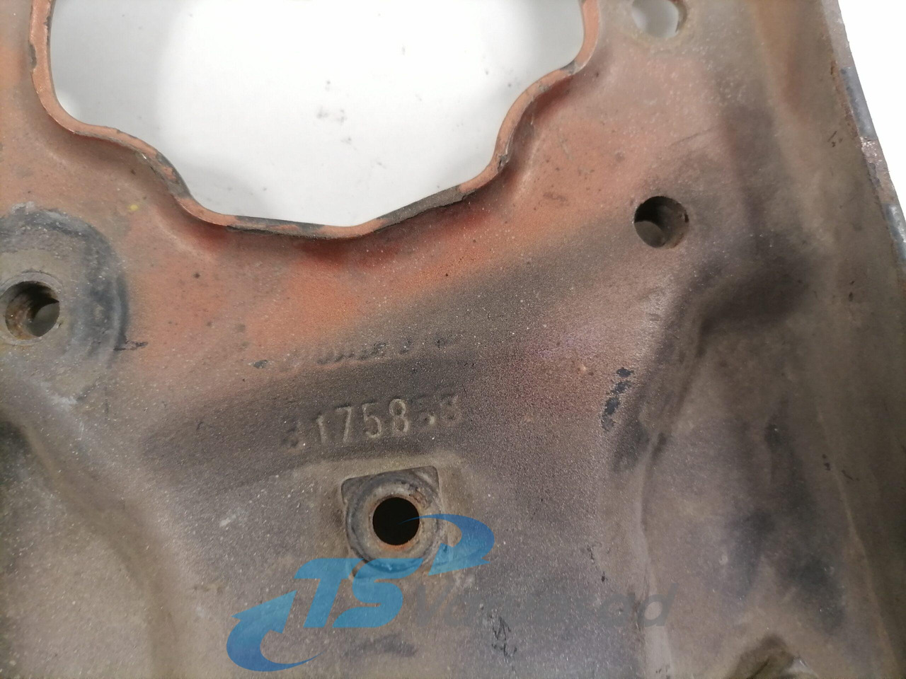 Volvo Light bracket 3175888 - Luz/ Iluminación para Camión: foto 3 Volvo Light bracket 3175888 - Luz/ Iluminación para Camión: foto 3