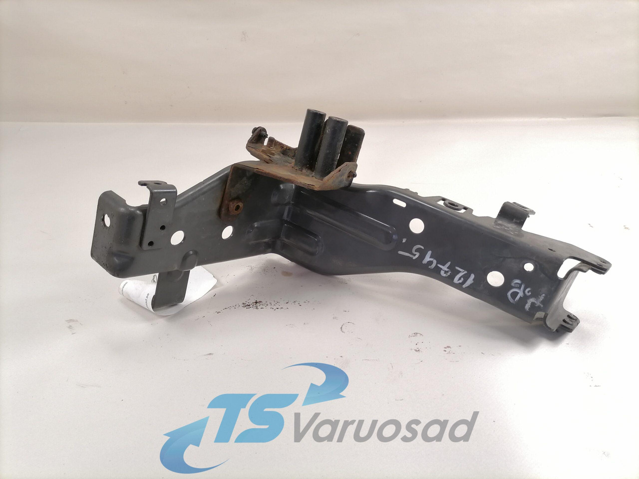 Volvo Light bracket 84058023 - Luz/ Iluminación para Camión: foto 2 Volvo Light bracket 84058023 - Luz/ Iluminación para Camión: foto 2