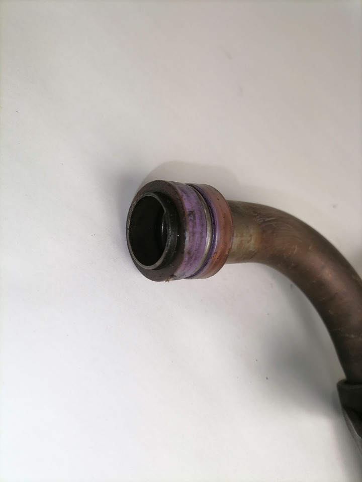 Volvo Oil pump pipe 21599109 - Bomba de aceite para Camión: foto 3 Volvo Oil pump pipe 21599109 - Bomba de aceite para Camión: foto 3