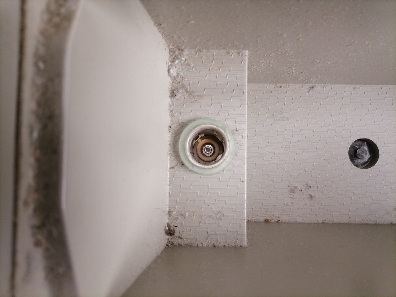 Volvo Panipaik 84001997 - Pieza universal para Camión: foto 3 Volvo Panipaik 84001997 - Pieza universal para Camión: foto 3