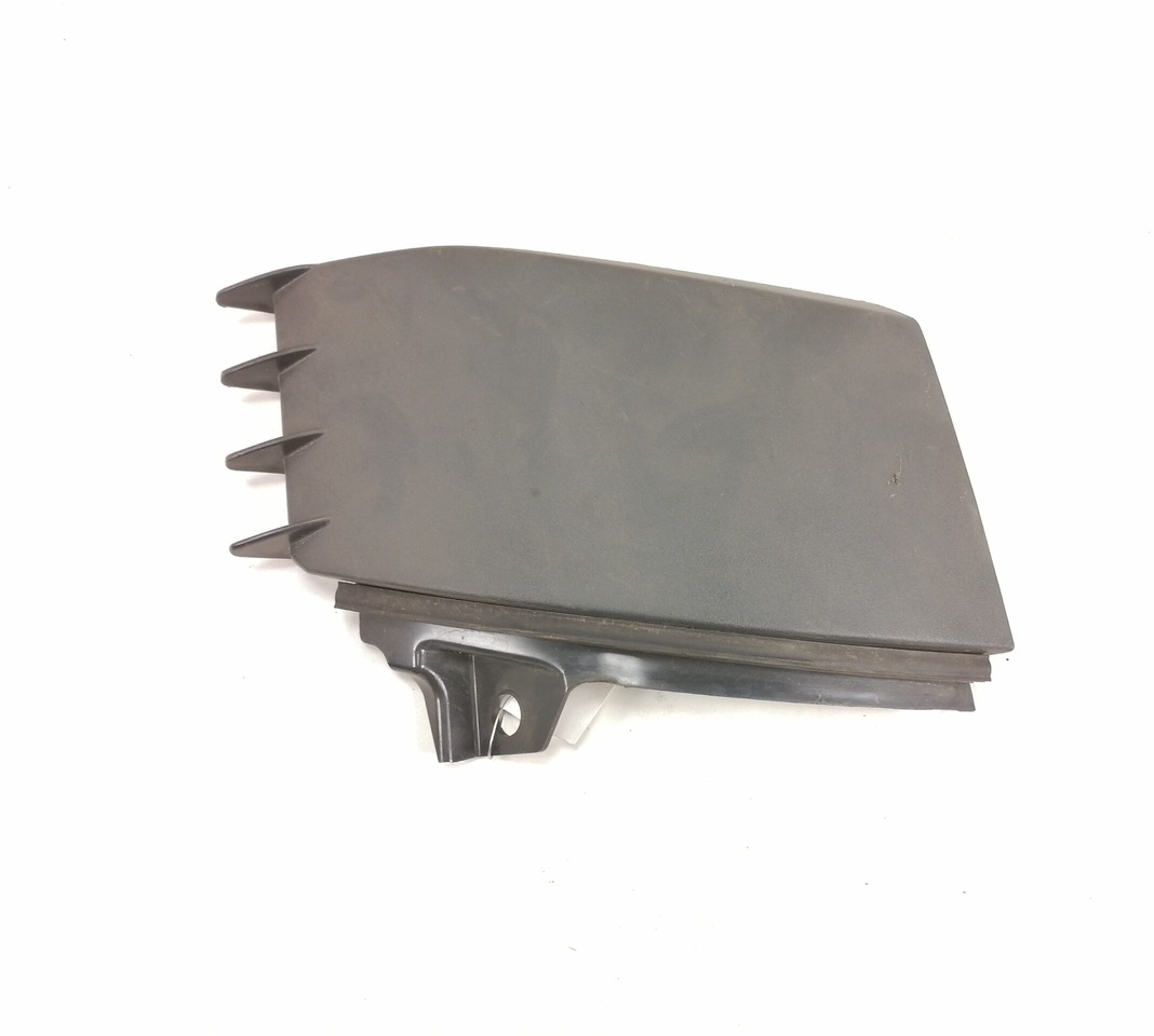 Volvo Plastik 82835601 - Pieza universal para Camión: foto 1 Volvo Plastik 82835601 - Pieza universal para Camión: foto 1