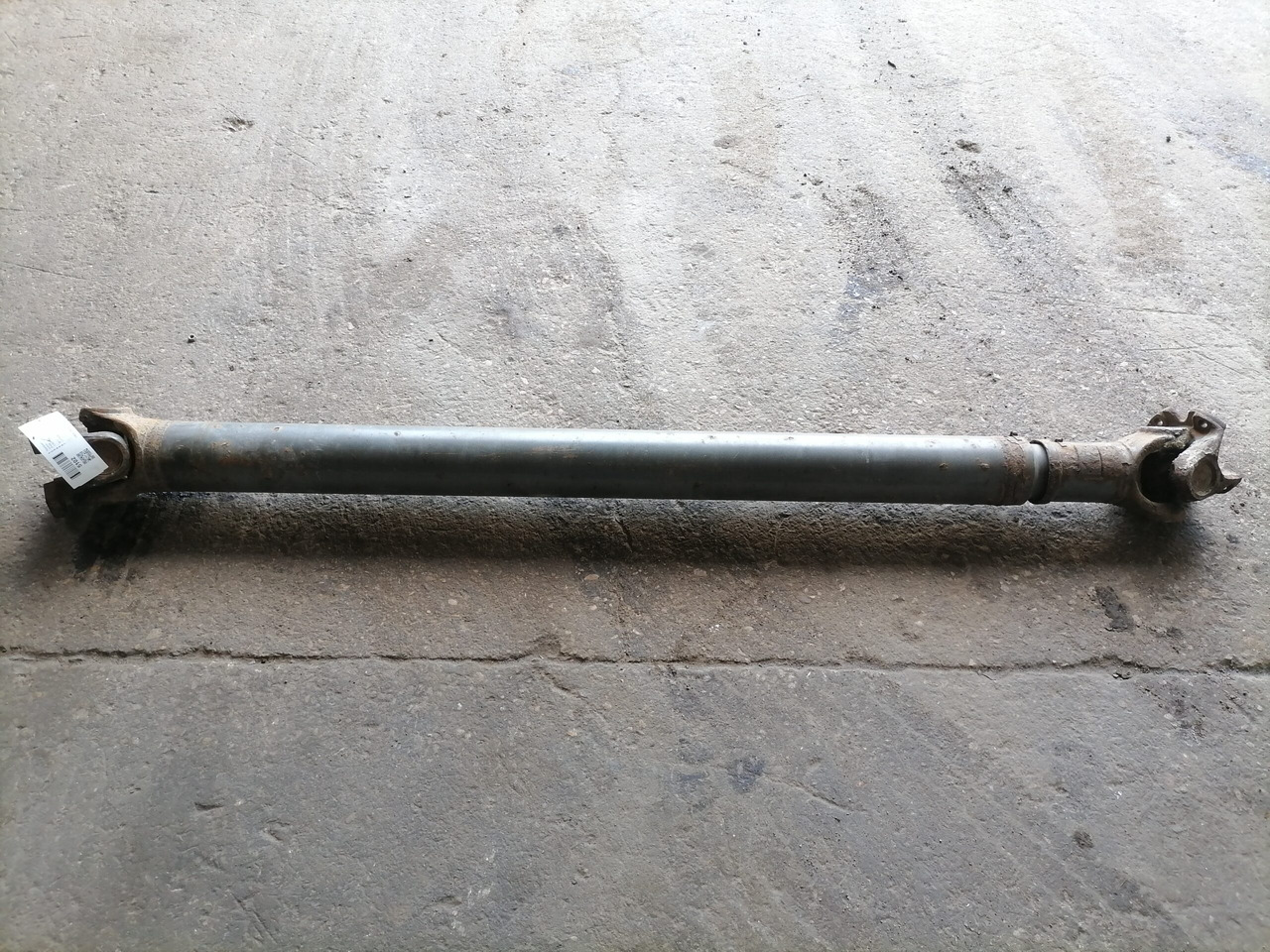Volvo Propeller shaft 1067766 - Árbol de transmisión para Camión: foto 2 Volvo Propeller shaft 1067766 - Árbol de transmisión para Camión: foto 2