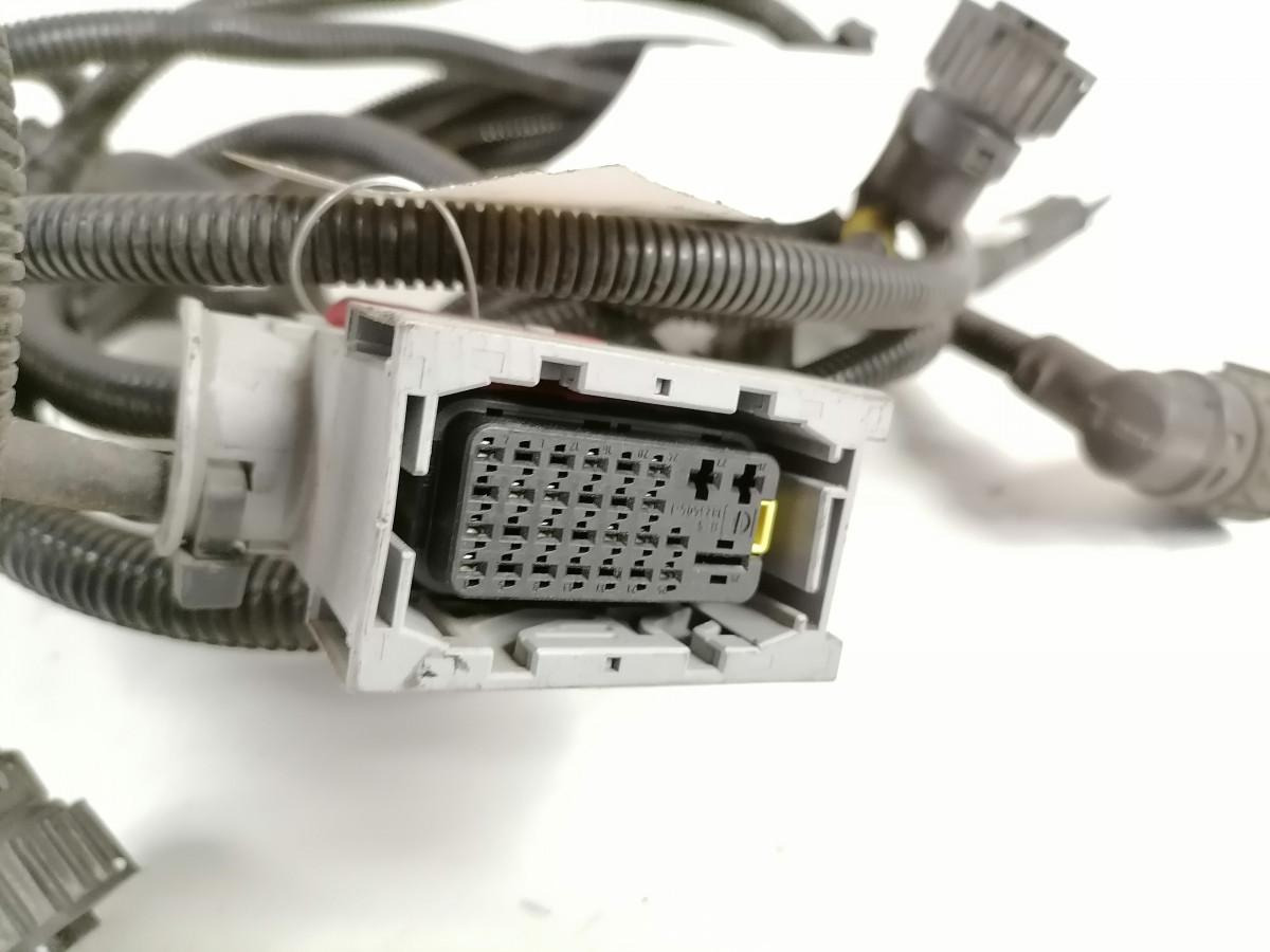 Volvo Raami juhtmestik 22203714 - Pieza universal para Camión: foto 5 Volvo Raami juhtmestik 22203714 - Pieza universal para Camión: foto 5