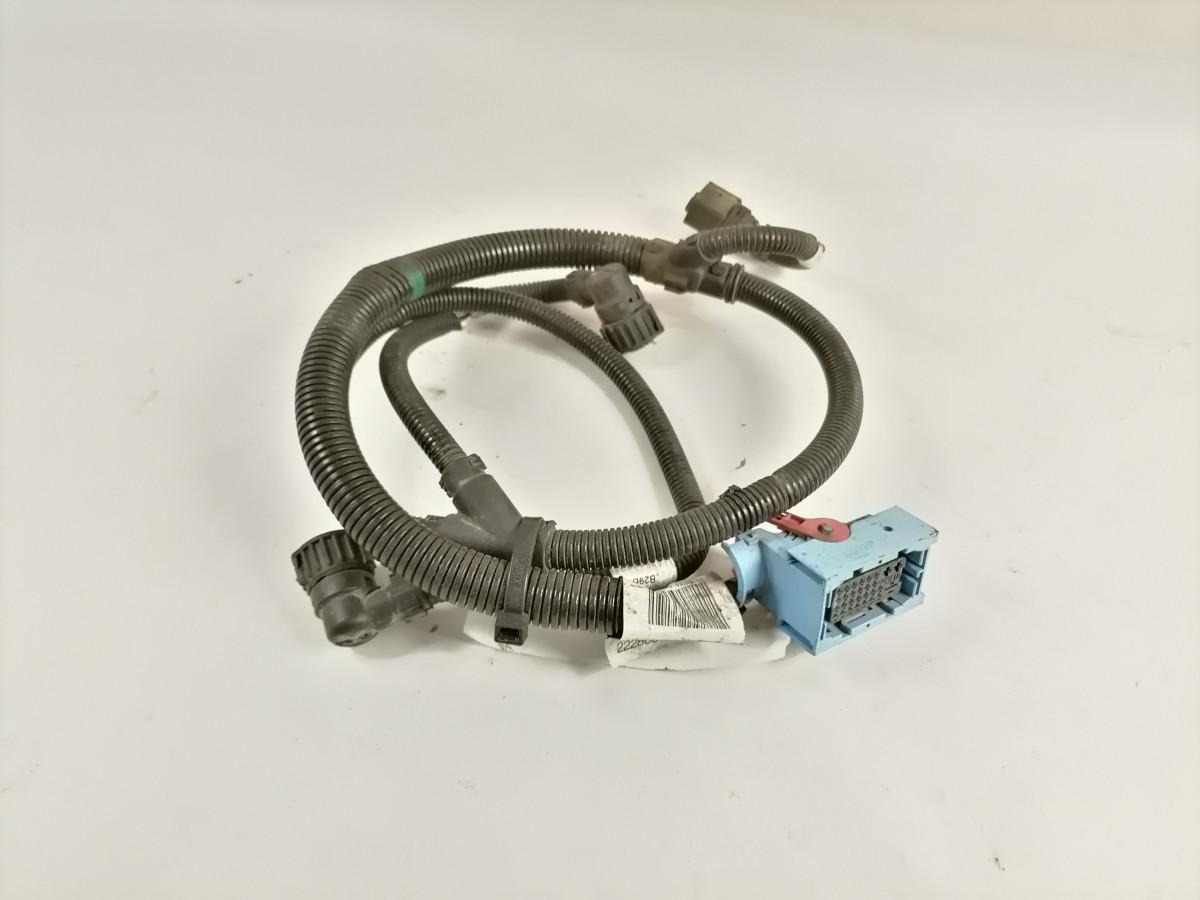 Volvo Raami juhtmestik 22280015 - Pieza universal para Camión: foto 2 Volvo Raami juhtmestik 22280015 - Pieza universal para Camión: foto 2