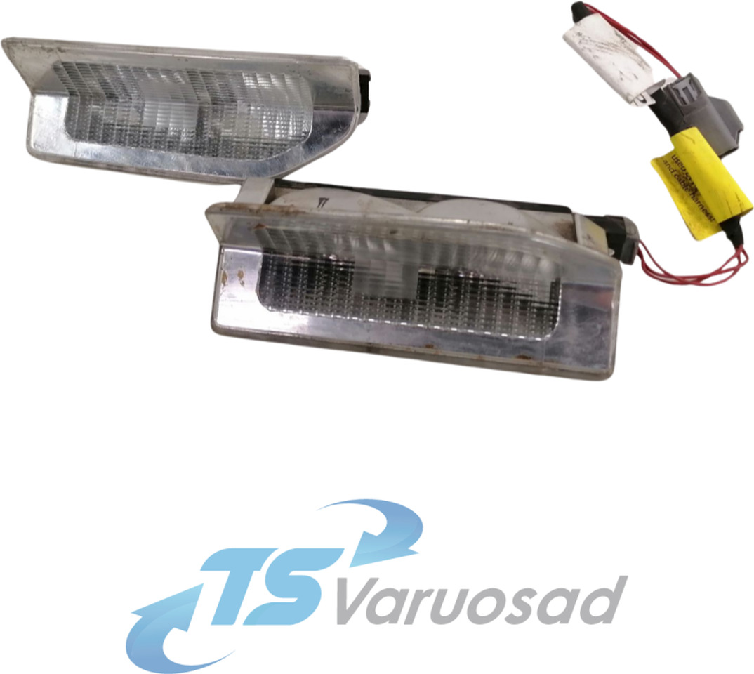 Volvo Salongi valgusti 82909367 - Pieza universal para Camión: foto 1 Volvo Salongi valgusti 82909367 - Pieza universal para Camión: foto 1