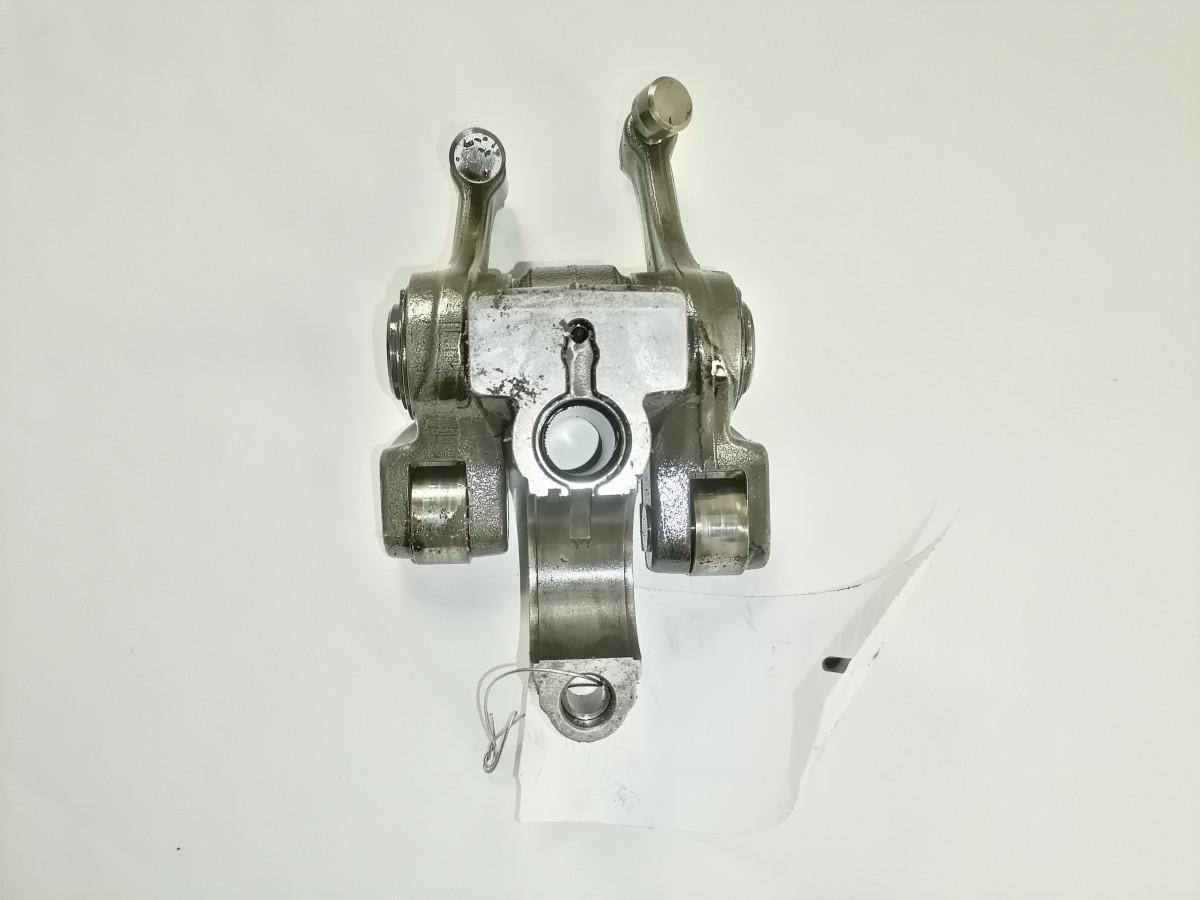 Volvo Set of rockers with shaft 21796360 - Pieza universal para Camión: foto 3 Volvo Set of rockers with shaft 21796360 - Pieza universal para Camión: foto 3